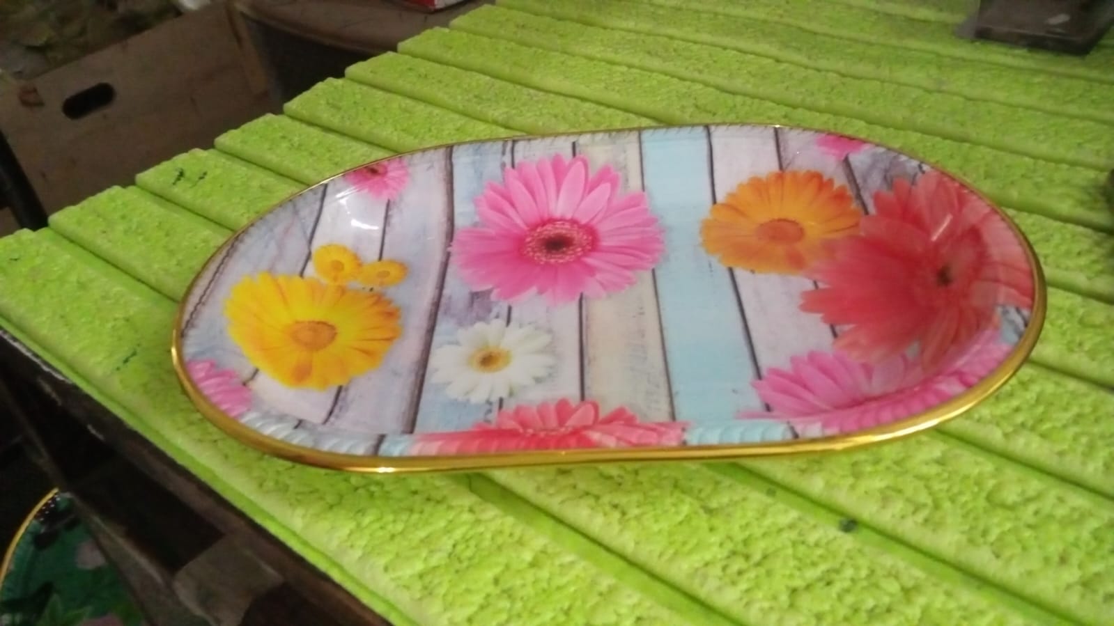 Medium Plastic Flower Printed Design Serving Tray (1 Pc / 31 x 21 CM / Mix Color) Medium Plastic Flower Printed Design Serving Tray (1 Pc / 31 x 21 CM / Mix Color)